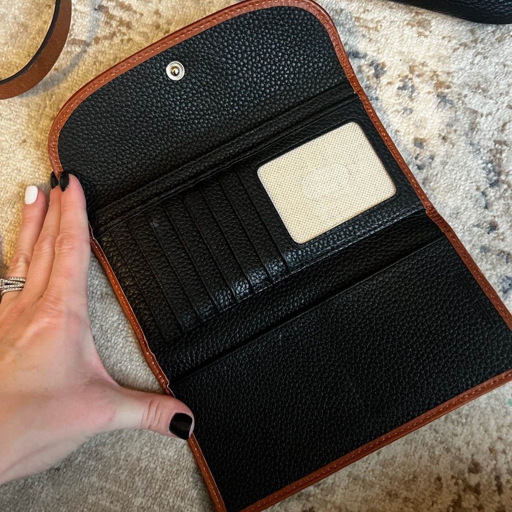 Dooney & Bourke Crossbody Bag